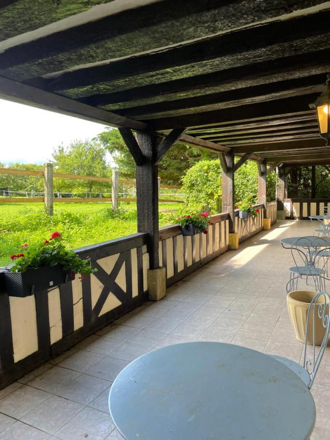 Domaine De Geffosse Hotel Pont-Évêque Exterior foto